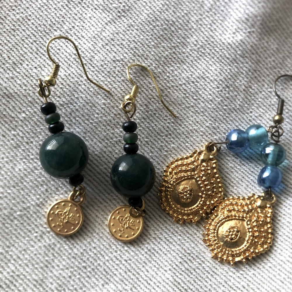 FREE w/ purchase Handmade Earrings (set of two) 🦋 4 $5 items for $15 🦋